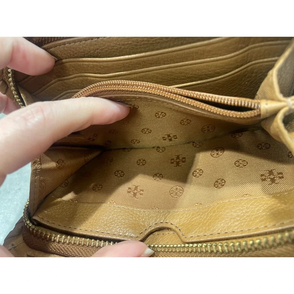 Tory Burch Marion Zip Continental Wallet Tan Pebbled Leather Whipstitch Logo - Picture 6 of 8